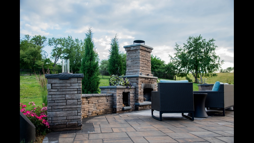 Atlas Landscape – Liberty, Missouri