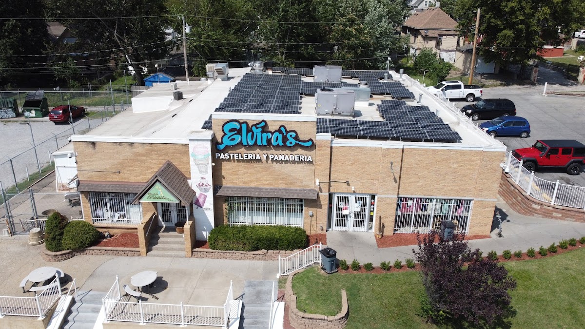 Elviras Cakes – Kansas City, Missouri
