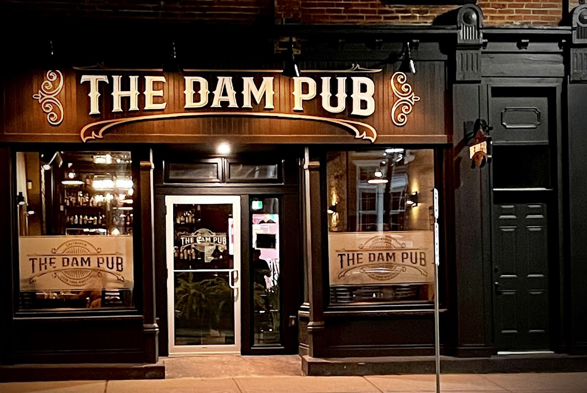 The Dam Pub – Thornbury, ON
