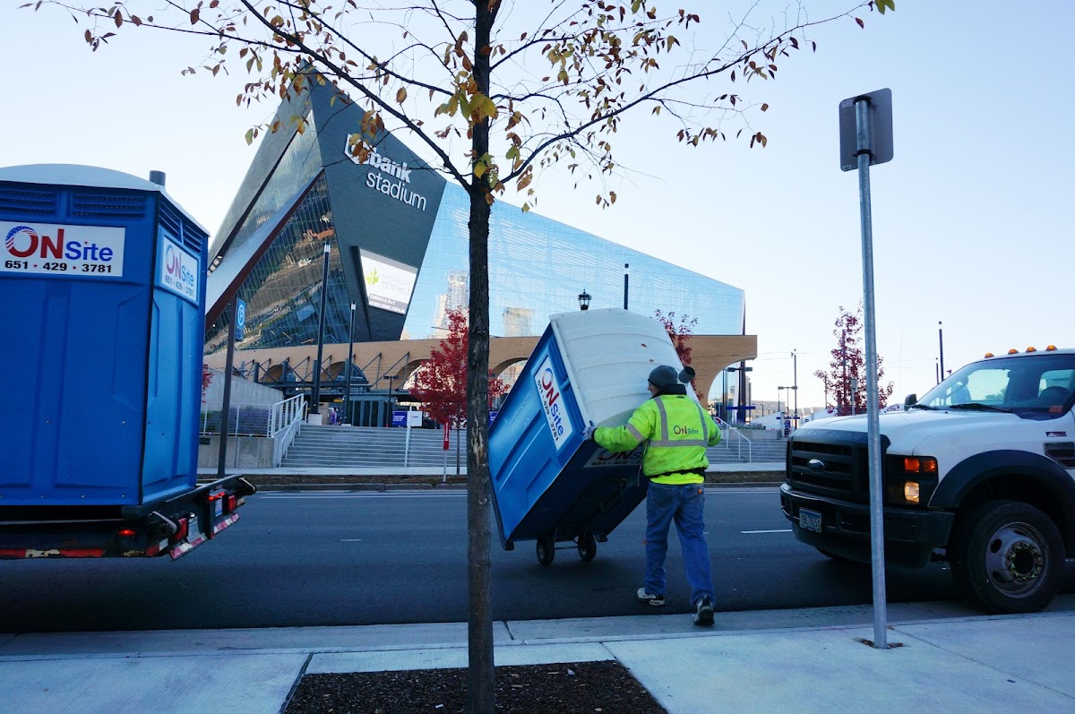 United Site Services – Minneapolis, Minnesota